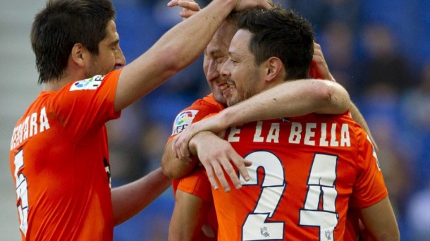 La Real, celebrando uno de los goles ante el Espanyol. Foto: EFE