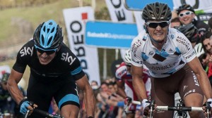 Henao y Betancur en la tercera etapa. Foto: EFE.