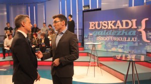 Iñigo Urkullu lehendakaria, Xabier Usabiaga aurkezlearekin. (Argazkia: EiTB)