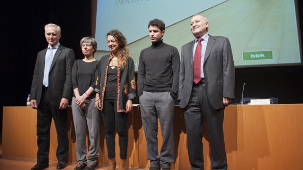 Iskandar Rementeria, Alexandra Baurès e Inés Bermejo, en el centro. Foto: Guggenheim Bilbao