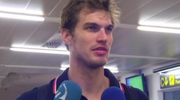 Tiago Splitter: 'Yo el anillo y vosotros el reloj'