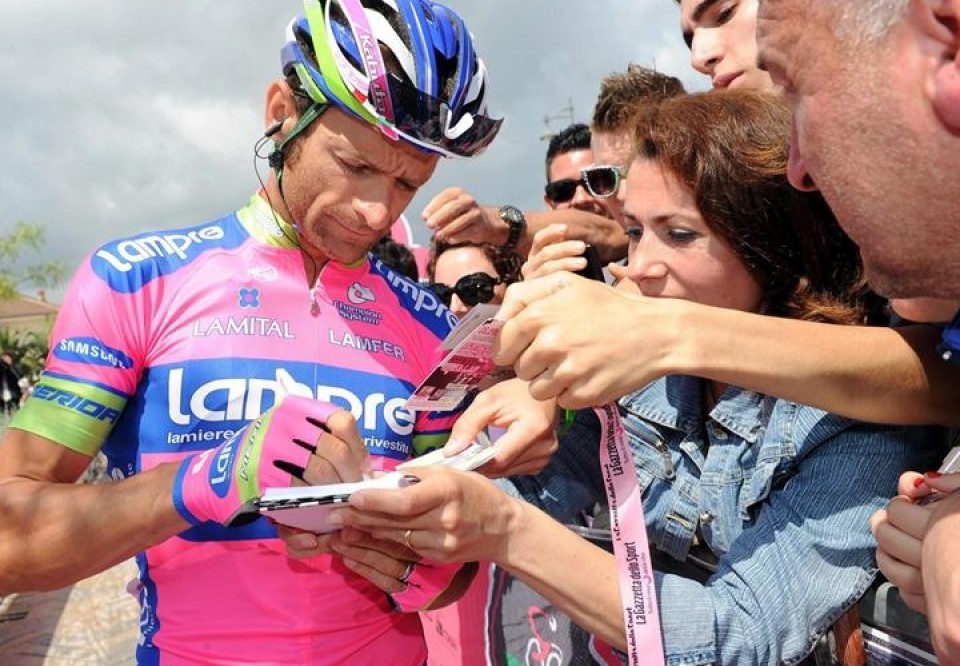 Scarponi 4. etapako irteeran