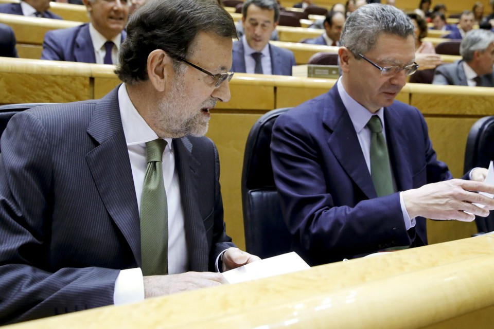 El presidente del Gobierno Mariano Rajoy y el ministro de Justicia Alberto Ruiz-Gallardón. EFE