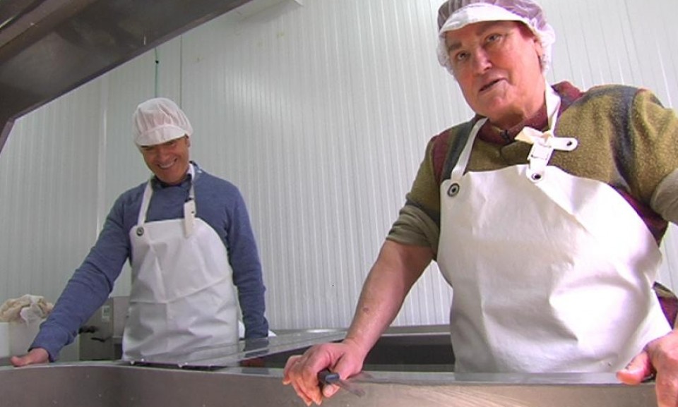 Gazta egiten. Argazkia: EITB.