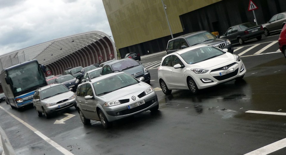 San Mamesko sarrera eta irteera berriak inauguratu dituzte gaur. Argazkia: eitbcom