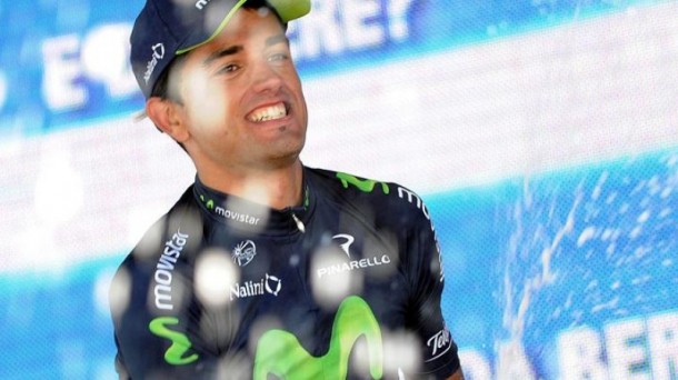 Beñat Intxausti, celebra su victoria de etapa en el Giro de Italia. Efe.