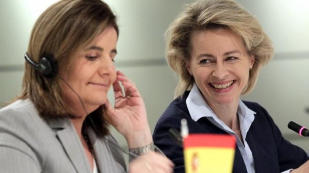 Fatima Bañez Enplegu ministroa eta Ursula Von der Leyen Alemaniako bere homologoa. EFE