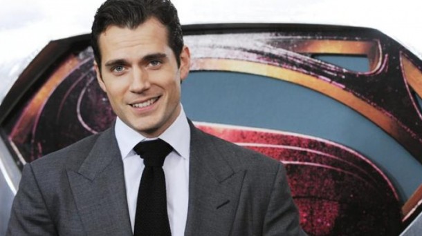 Henry Cavill, el nuevo Superman, en el estreno de la película en EEUU. Foto: EFE