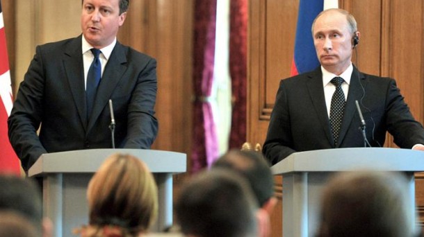 David Cameron y Vladimir Putin presentando la cumbre del G8 en Londres. Foto: EFE.