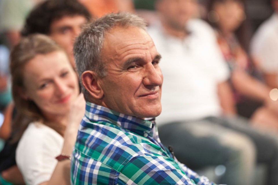 Jose Luis Korta, Chrisen ondoan