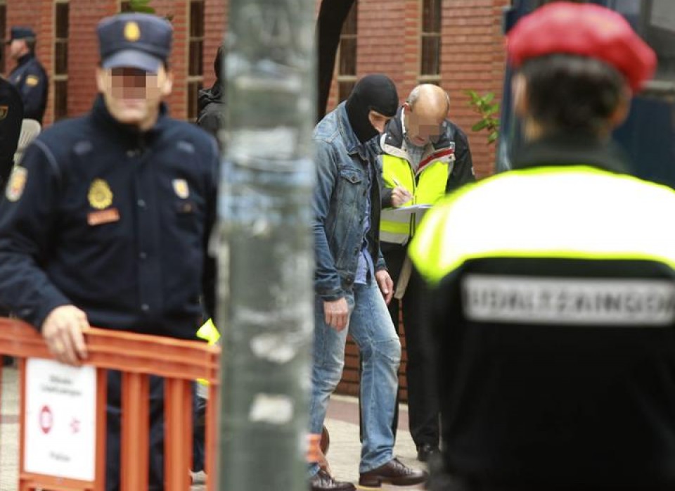 Espainiako Polizia, Iñigo Cabacas hil zuen karga ikertzen. EFE
