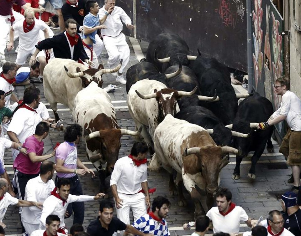 Asteazkeneko entzierroa. Argazkia: EFE