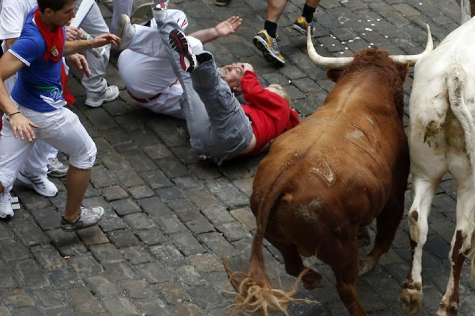 Ostiraleko entzierroa. Argazkia: EFE