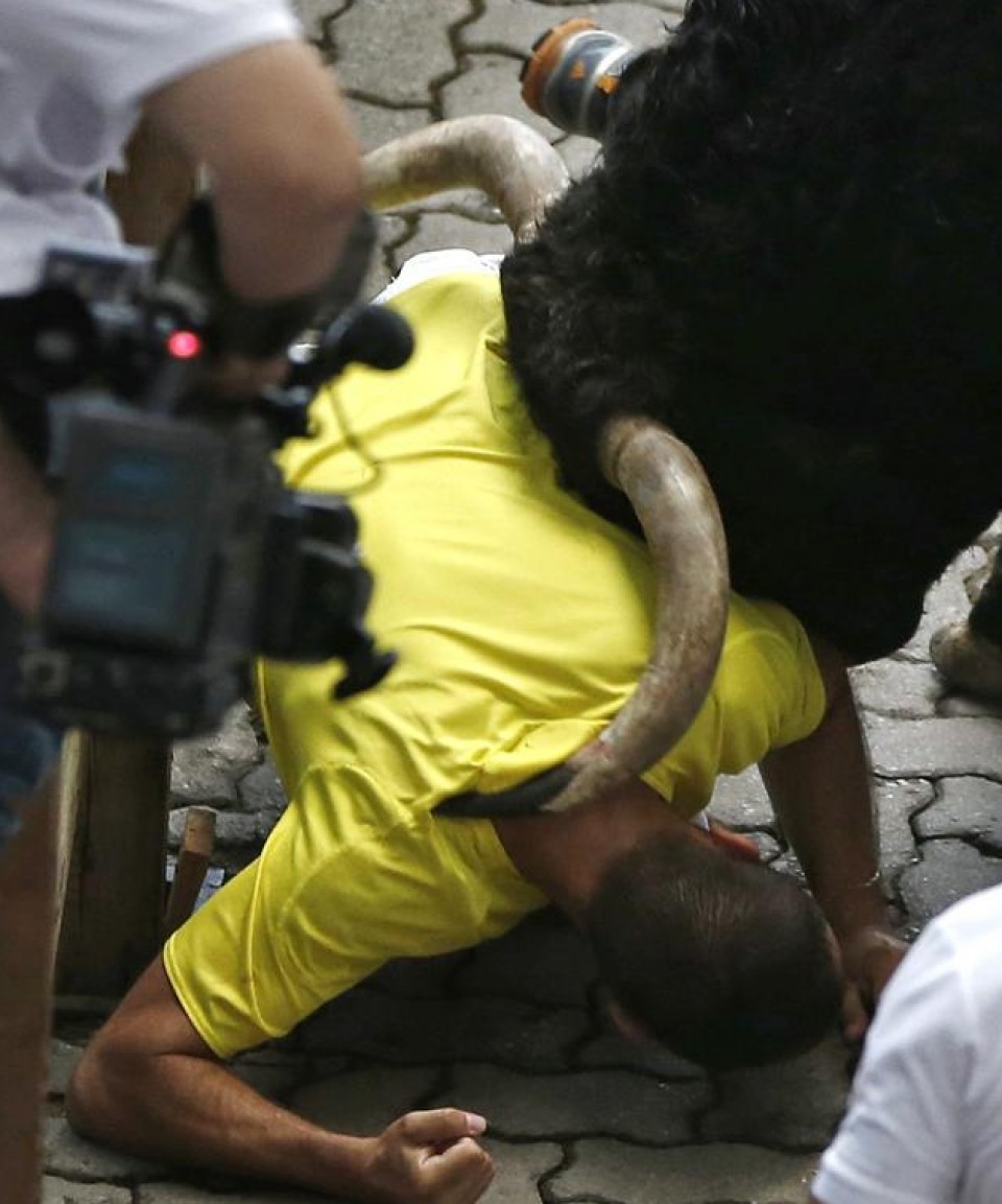 Ostiraleko entzierroa. Argazkia: EFE