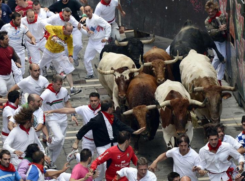 Ostiraleko entzierroa. Argazkia: EFE