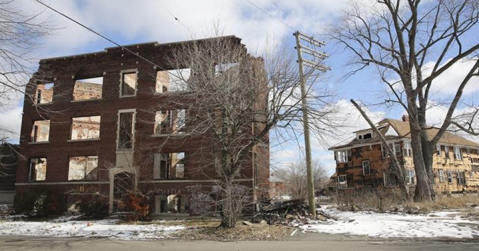 Hutsik dauden etxeetako bat. EFE.