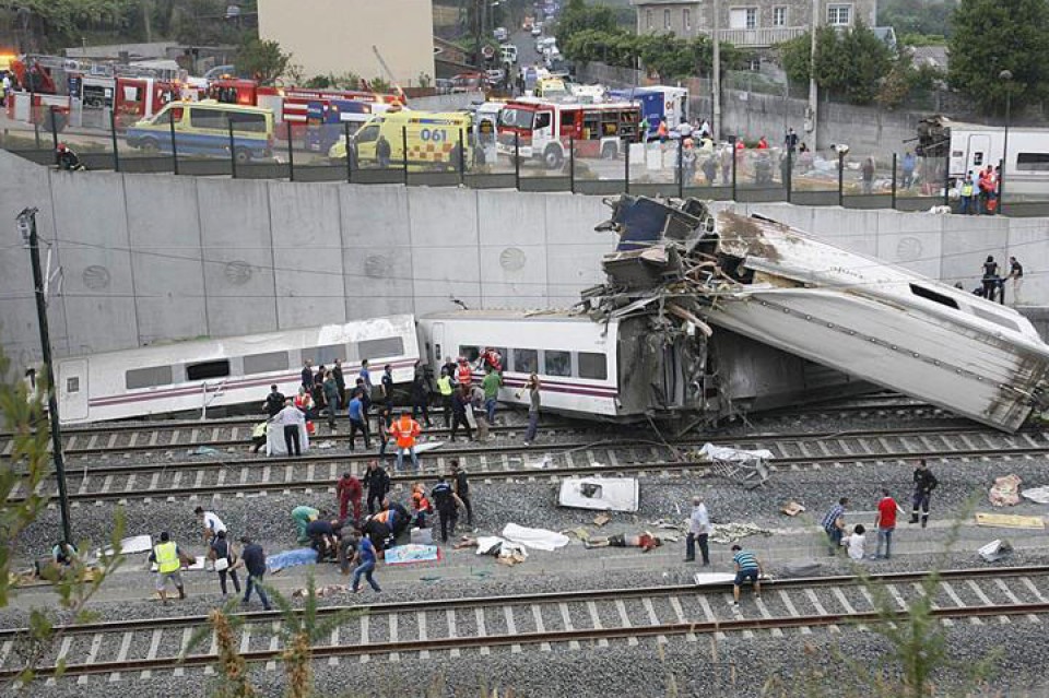 El tren accidentado en Galicia. Foto: EFE