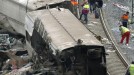 Tren bat errailetik irten da Galizian. Argazkia: EFE title=