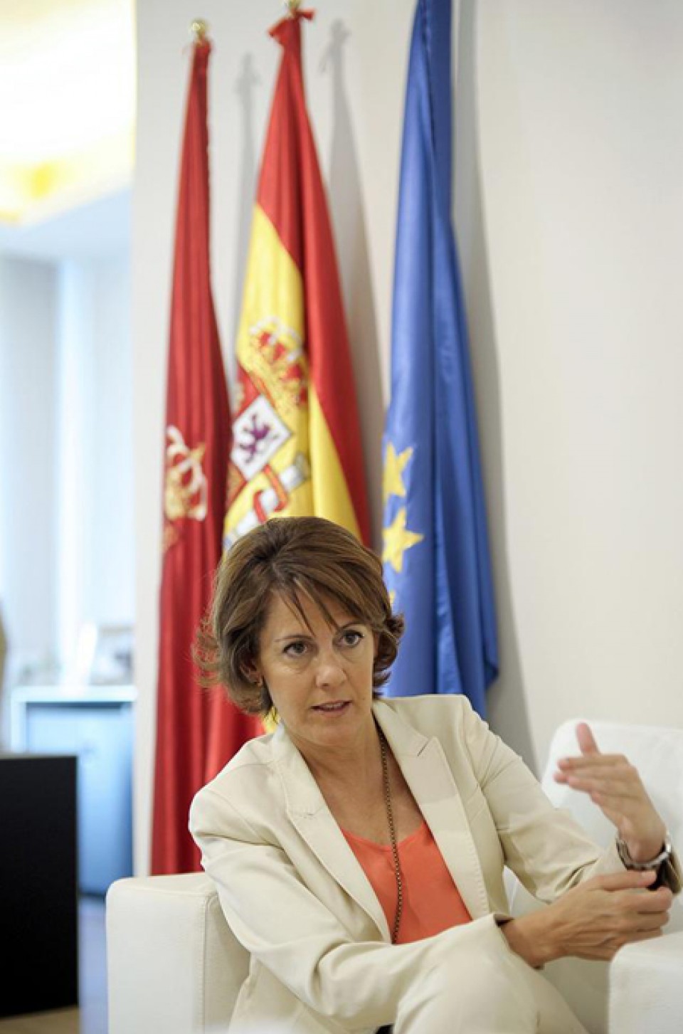 Yolanda Barcina Nafarroako Gobernuko presidentea.
