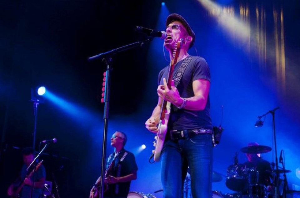 Foto del concierto de Fito & Fitipaldis en Calella de Palafrugell, Girona. Foto: EFE
