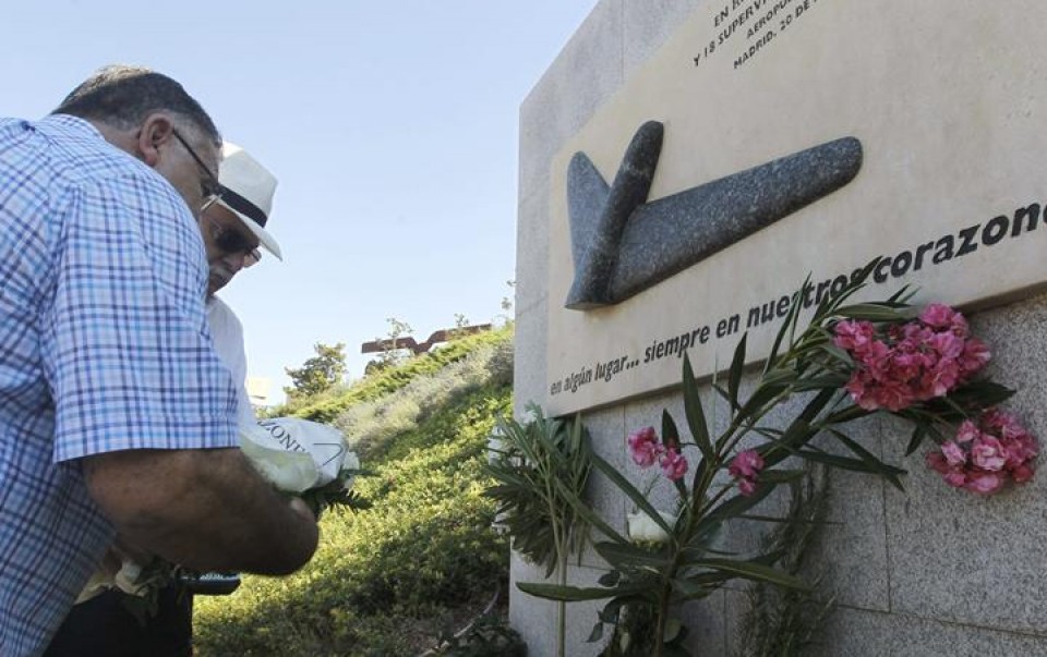 homenaje en Madrid a las víctimas del accidente de Spanair.