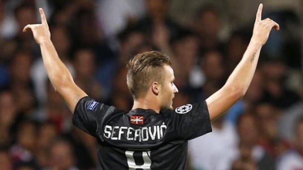 Seferovic celebra el segundo gol. Foto: EFE