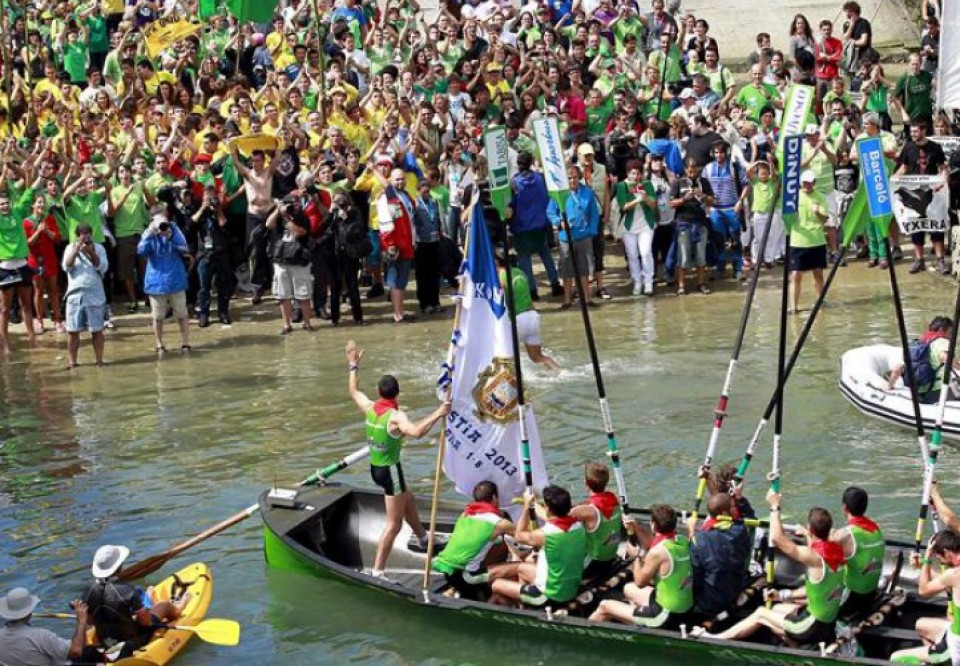 Hondarribiak irabazi du Kontxako Bandera. Argazkia: EFE
