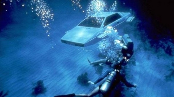 Imagen del coche submarino de James Bond. Foto: Embelezzia/RM Auctions
