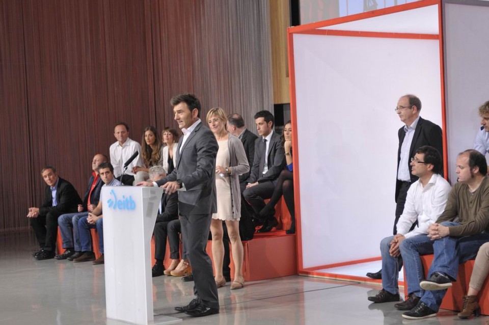 Xabier Usabiaga, 'Debatea'ren aurkezlea