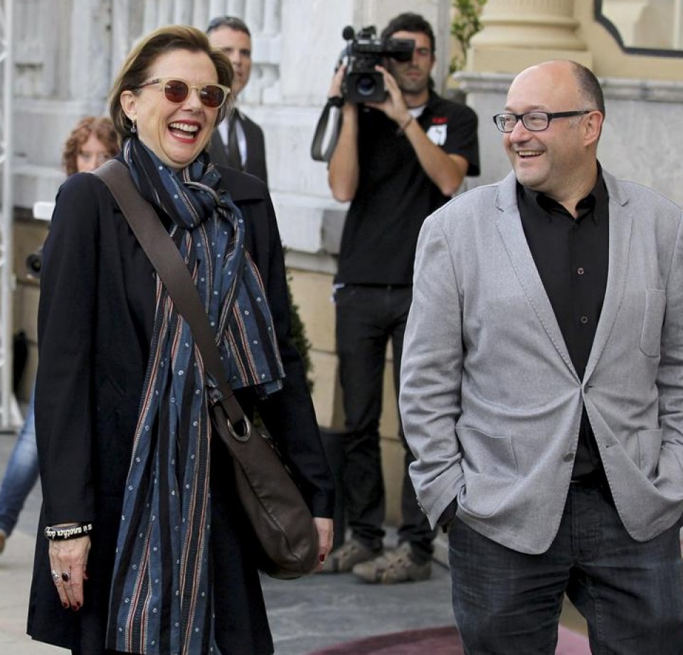 Anette Bening y José Luis Rebordinos. Foto: EFE