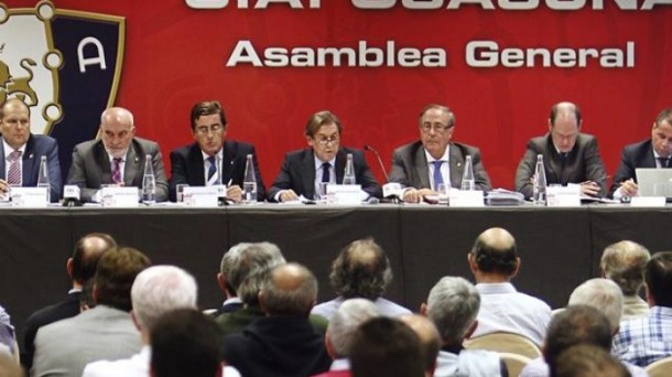 Asamblea General Ordinaria de Osasuna. Foto: EFE
