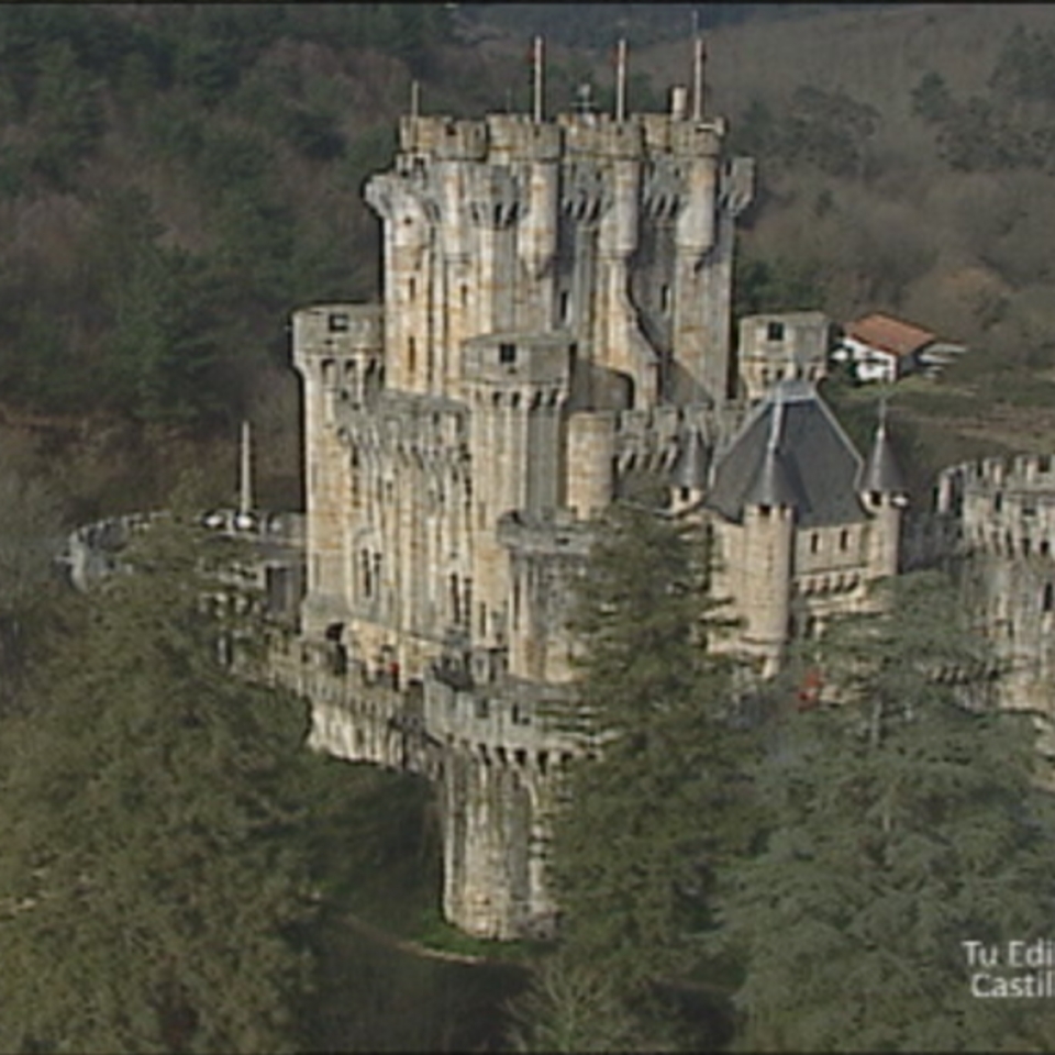 El castillo de Butrón sale a la venta a un precio de 10 millones de euros.