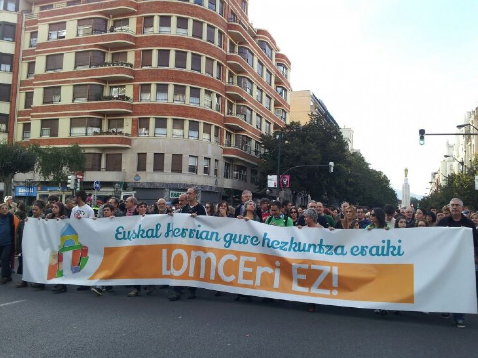 Manifestación contra la LOMCE, hoy, en Bilbao.