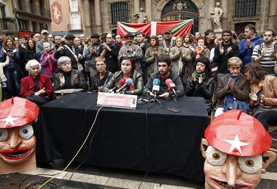 Aitor Balbas, Iruñean atxilotutako baten anaia