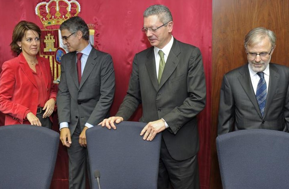 Alberto Ruiz-Gallardón momentos antes de que comenzase el acto. Foto: EFE