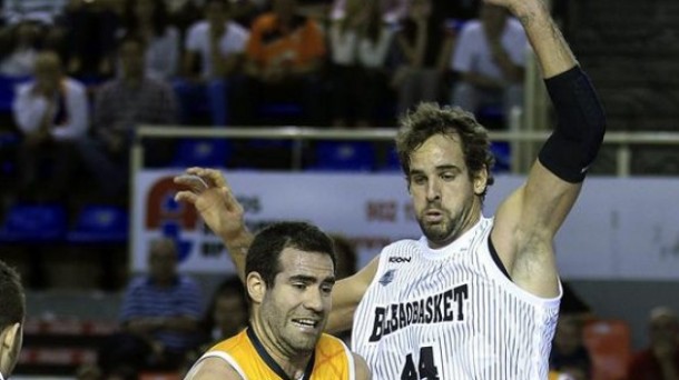 Roger Grimau ante el Fuenlabrada. Foto: EFE