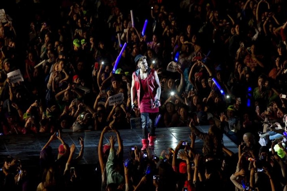 Miles de seguidores acudieron a la cita con Justin Bieber en Guatemala. Foto: EFE