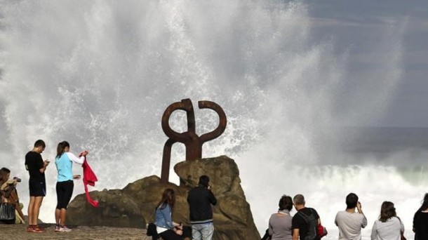 Olas en Donostia