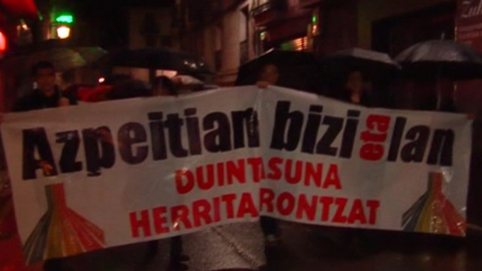 Manifestazio jendetsua Azpeitian. Argazkia: EiTB