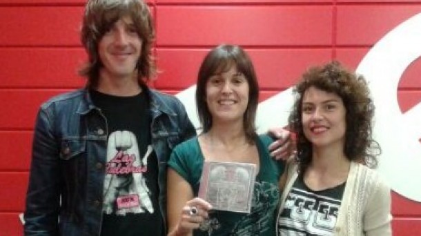 'Bi nahikoa gara, ez dugu inor gehiagoren beharrik'