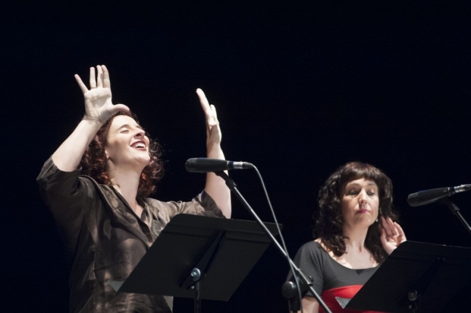 Betriz Martínez de Antoñana y M. López