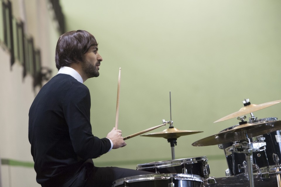 Athleticeko jokalariak Beatles bihurtuta, 'Euskal Kantuen Gaua 2013'n. (EiTB)