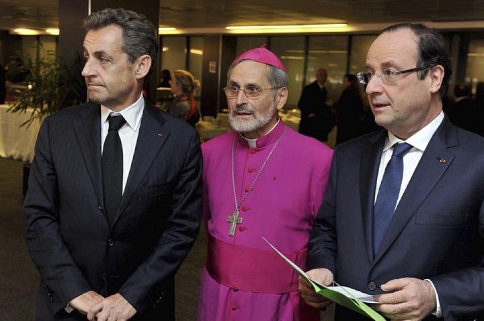 Francois Hollande Frantziako presidentea eta Nicolas Sarkozy haren aurrekoa. EFE