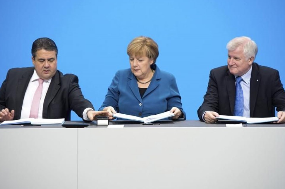 Angela Merkel, Horst Seehofer eta Sigmar Gabriel. Argazkia: EFE