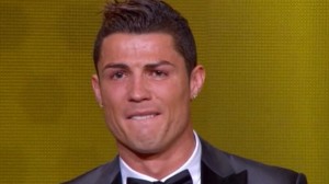 Cristiano Ronaldok hunkituta jaso du Urrezko Baloia