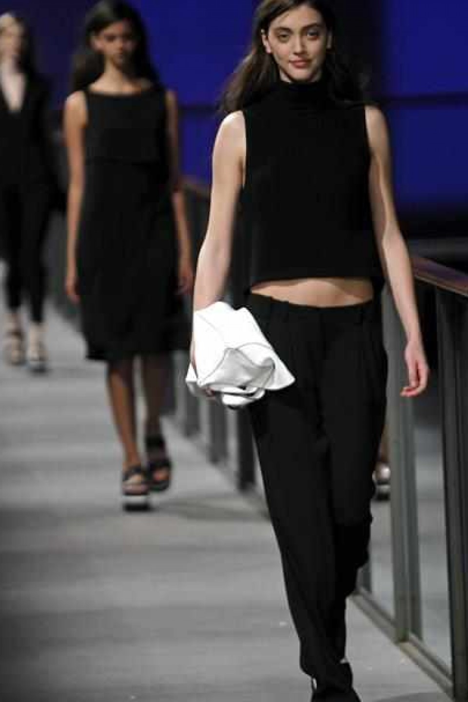 080 Barcelona 2014: Foto del desfile de Mango. Foto: EFE