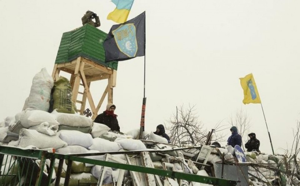 Las barricadas siguen en el centro de Kiev. EFE.
