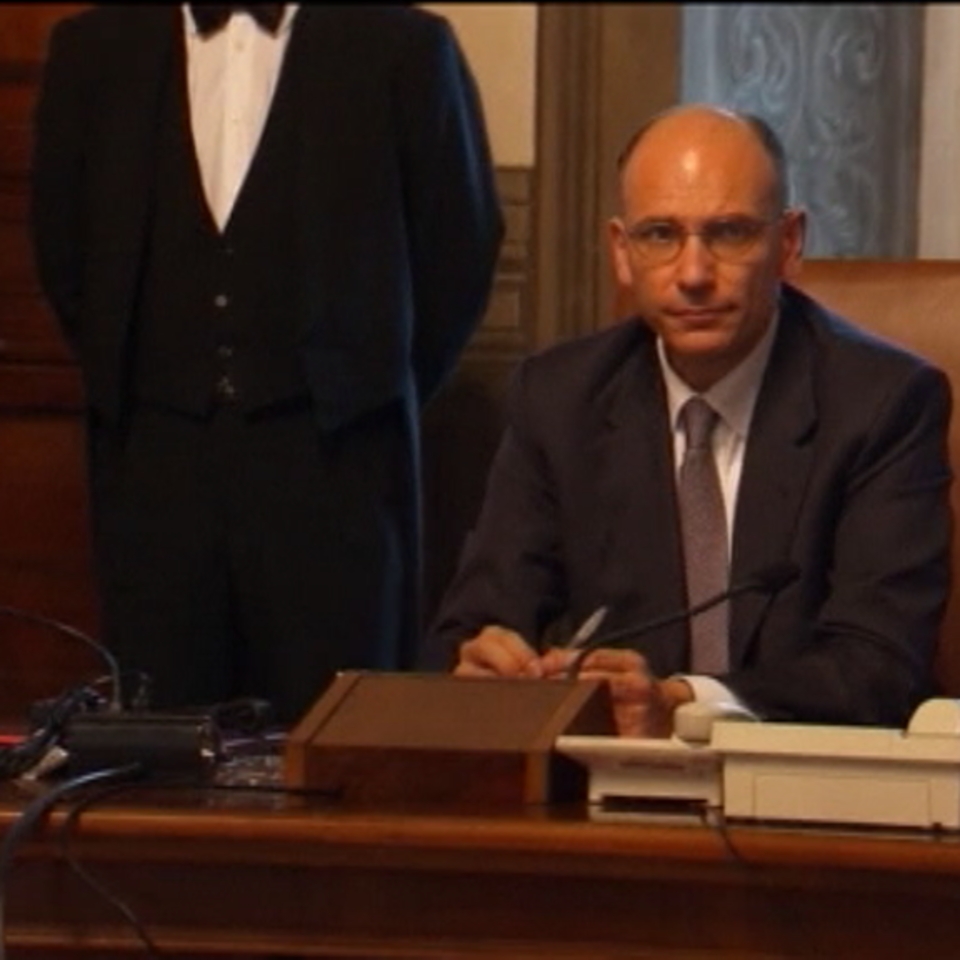 Enrico Letta lehen ministroak dimisioa aurkeztu du