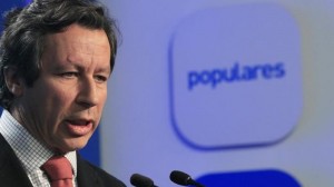 Sozialisten jarrera argi uzteko eskatu dio PPk Rubalcabari