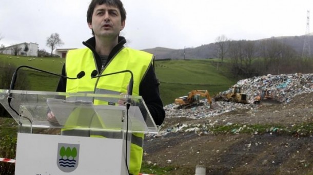 Errazkin, en el vertedero de Zarautz, en imagen de archivo. EFE